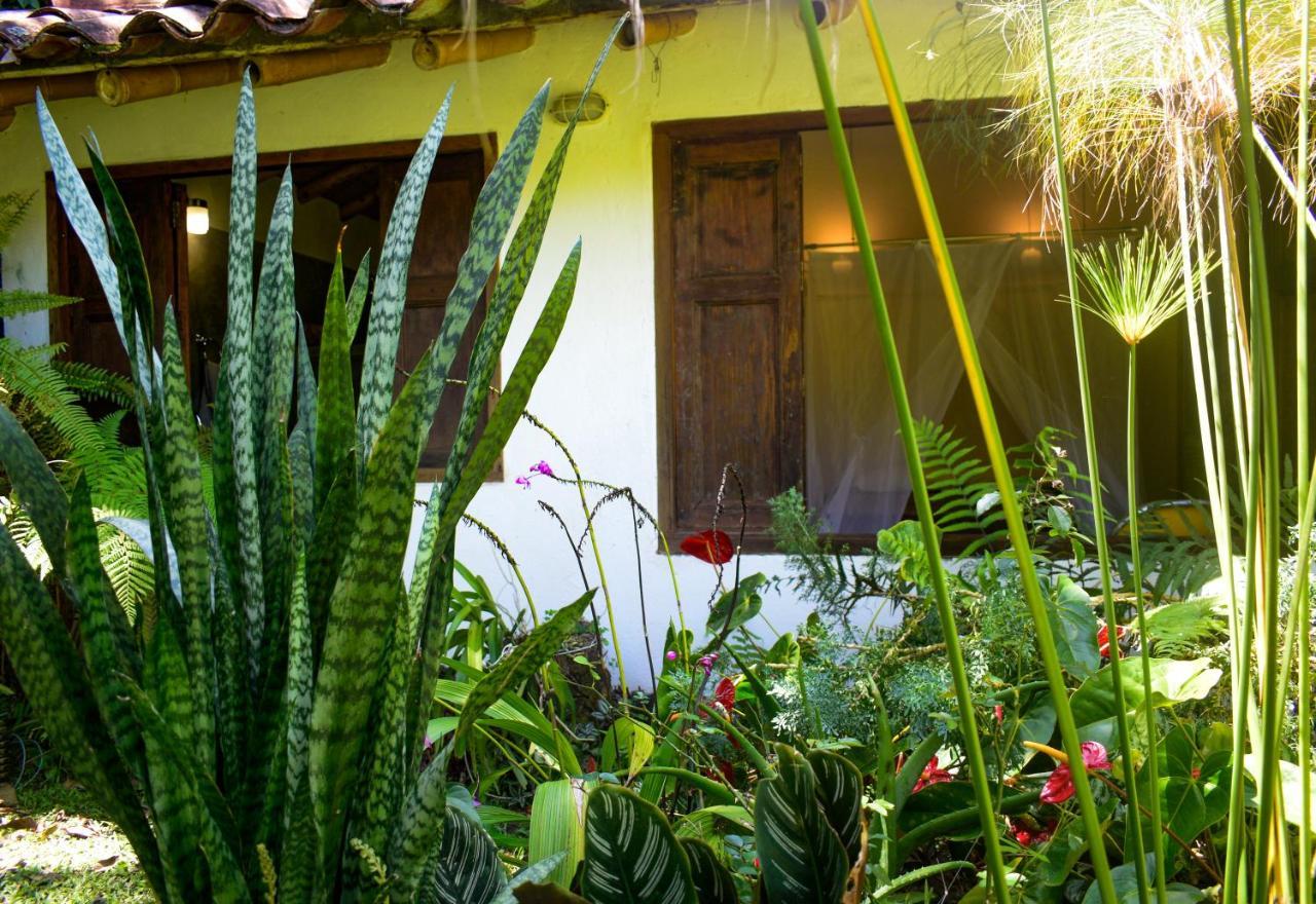 Casa El Cedro Bed & Breakfast Charala Exterior photo